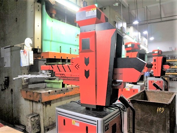 五金沖壓件生產圖片