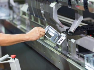 中山?jīng)_壓件廠，壓力機工作原理